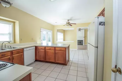 153 Old Post Rd, Paris, KY 40361 photo 9