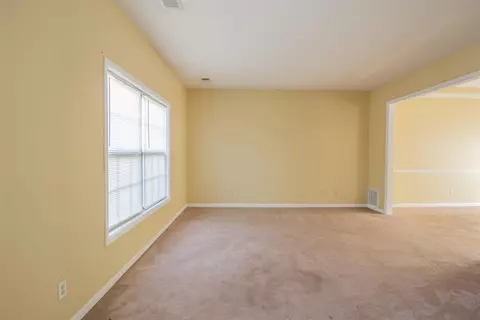 153 Old Post Rd, Paris, KY 40361 photo 5