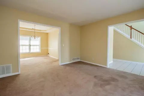 153 Old Post Rd, Paris, KY 40361 photo 6