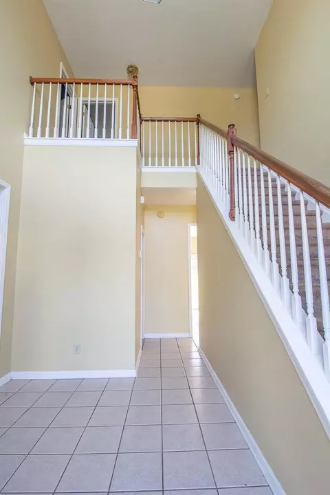 153 Old Post Rd, Paris, KY 40361 photo 3