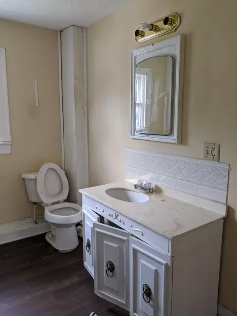 105 E Walnut St, Richmond, KY 40475 photo 10