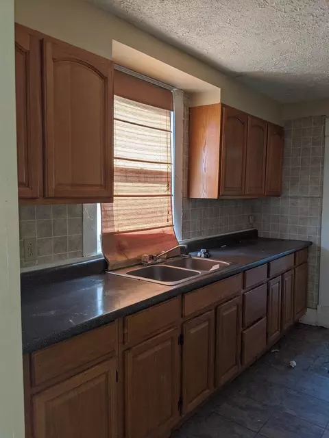 105 E Walnut St, Richmond, KY 40475 photo 11