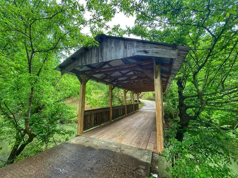9501 Campton Rd, Slade, KY 40376 photo 5