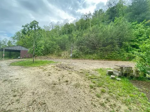 9501 Campton Rd, Slade, KY 40376 photo 9