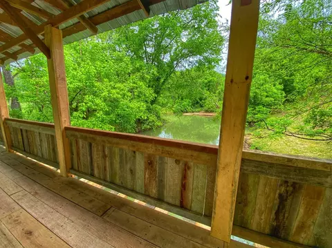 9501 Campton Rd, Slade, KY 40376 photo 7
