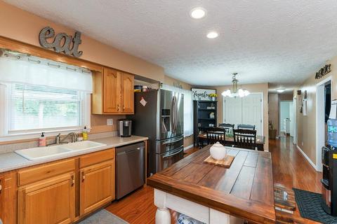 321 Davis Ave, Lancaster, KY 40444 photo 8