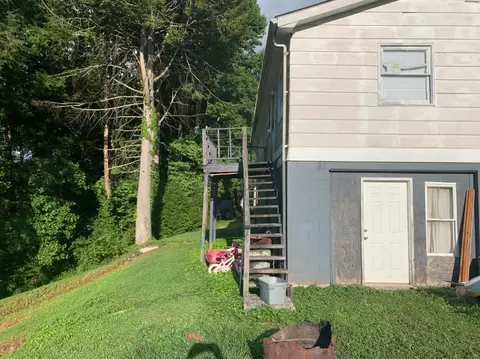 228 Riverside Loop, Lily, KY 40740 photo 4