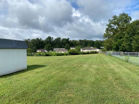 183 Brandon Dr, Corbin, KY 40701 photo 3