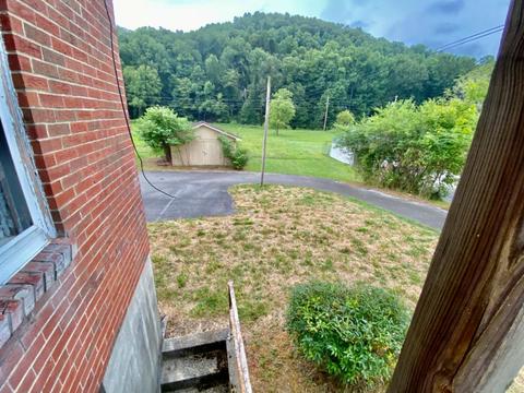 417 Main St, Mckee, KY 40447 photo 8