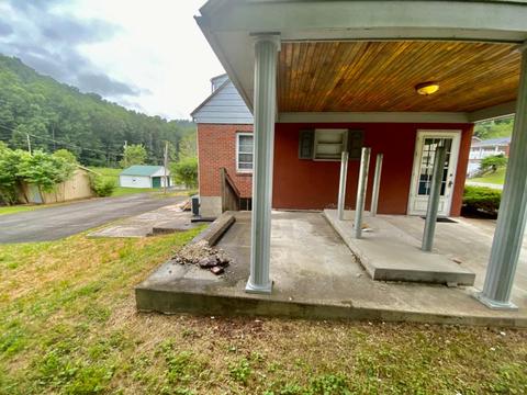 417 Main St, Mckee, KY 40447 photo 5
