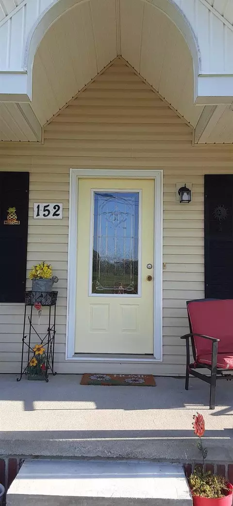 152 Thoroughbred Way, Berea, KY 40403 photo 2