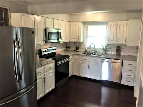 1306 Roosevelt St, Corbin, KY 40701 photo 2