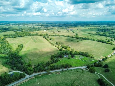 1335 Buckeye Rd, Lancaster, KY 40444 photo 3