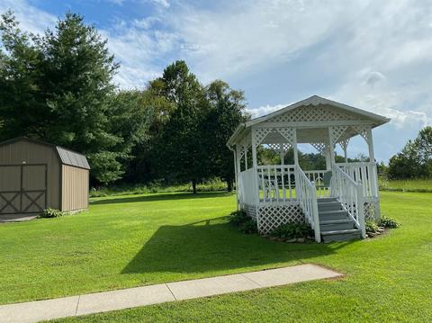 124 Ewen St, Stanton, KY 40380 photo 7