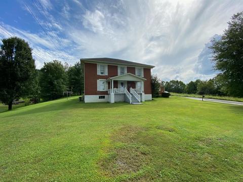 124 Ewen St, Stanton, KY 40380 photo 3