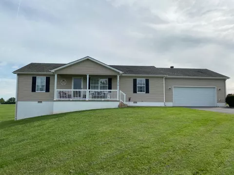 215 Rolling Mdws, Lancaster, KY 40444 photo 1