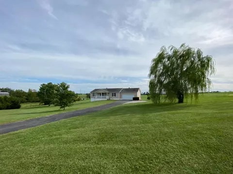 215 Rolling Mdws, Lancaster, KY 40444 photo 3