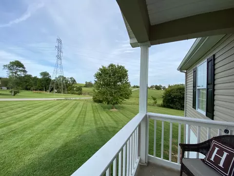 215 Rolling Mdws, Lancaster, KY 40444 photo 5