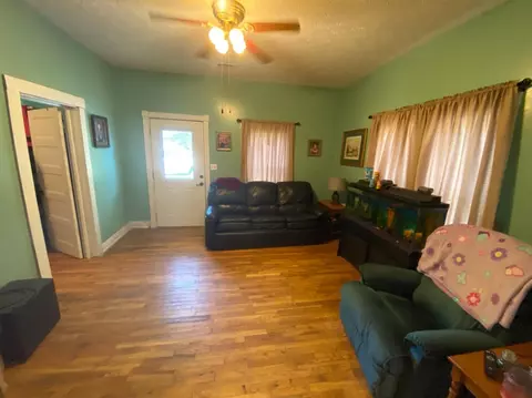 617 Caldwell St, Corbin, KY 40701 photo 3