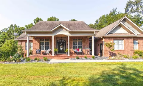 183 Cloverbrook Ln, Corbin, KY 40701 photo 1
