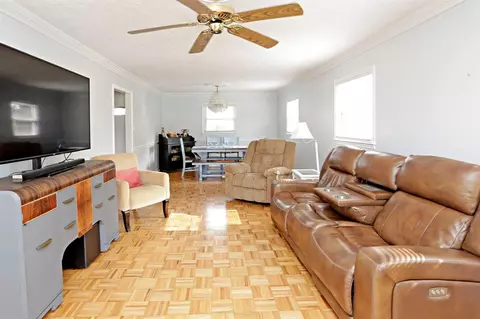 219 Aztec Trl, Georgetown, KY 40324 photo 4