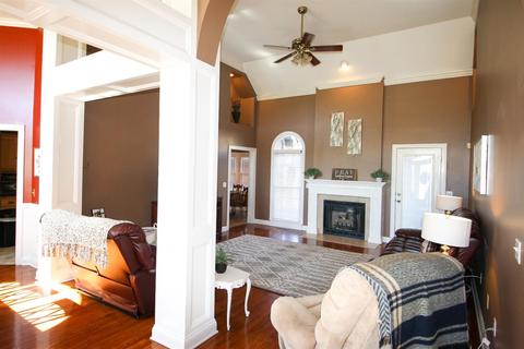 906 Cabernet Dr, Berea, KY 40403 photo 7