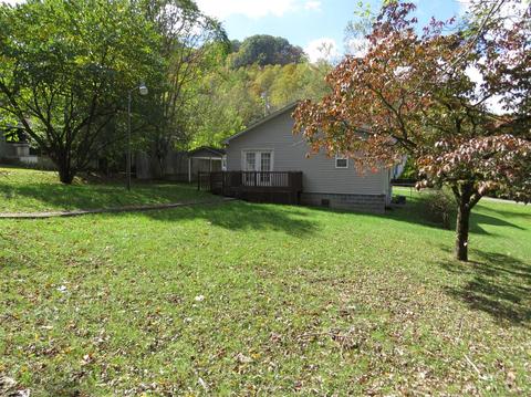 338 Poplar St, Benham, KY 40807 photo 63