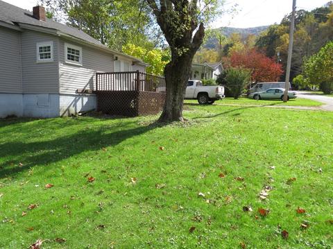 338 Poplar St, Benham, KY 40807 photo 45