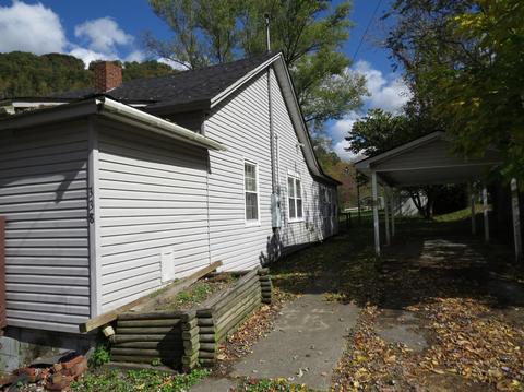338 Poplar St, Benham, KY 40807 photo 48