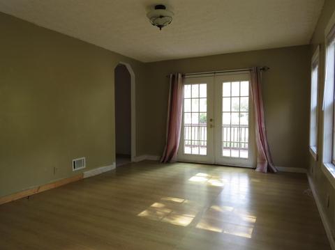 338 Poplar St, Benham, KY 40807 photo 15
