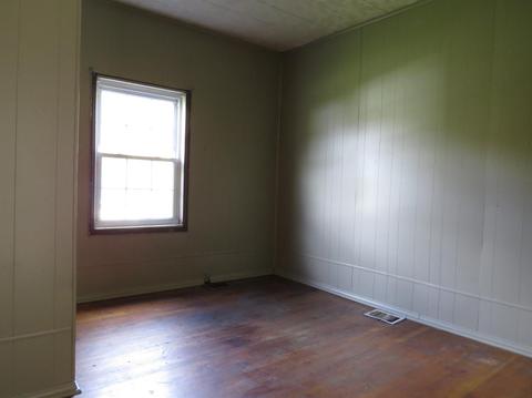 338 Poplar St, Benham, KY 40807 photo 30