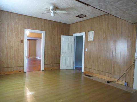 338 Poplar St, Benham, KY 40807 photo 11