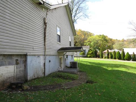 338 Poplar St, Benham, KY 40807 photo 66