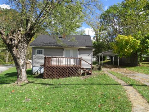 338 Poplar St, Benham, KY 40807 photo 54