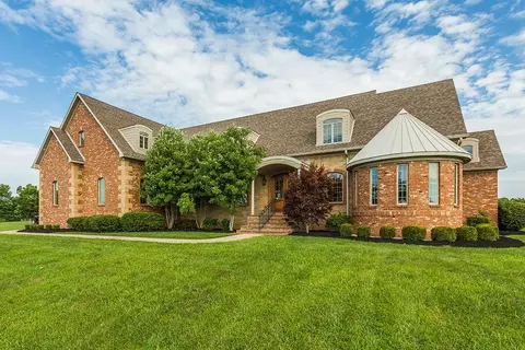 5295 Bryan Station Rd, Paris, KY 40361 photo 2