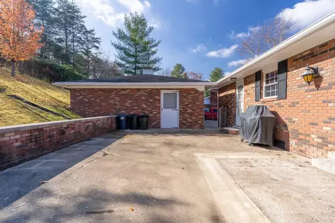 444 Skaggs Rd, Morehead, KY 40351 photo 18
