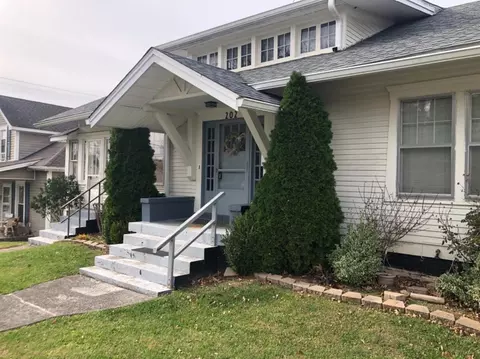 202 Covington Ave, Springfield, KY 40069 photo 3