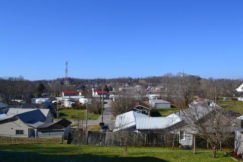 212 Hatfield St, Corbin, KY 40701 photo 4