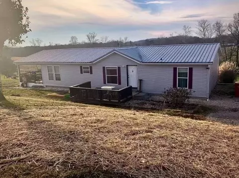 141 Wells Dr, Corbin, KY 40701 photo 1
