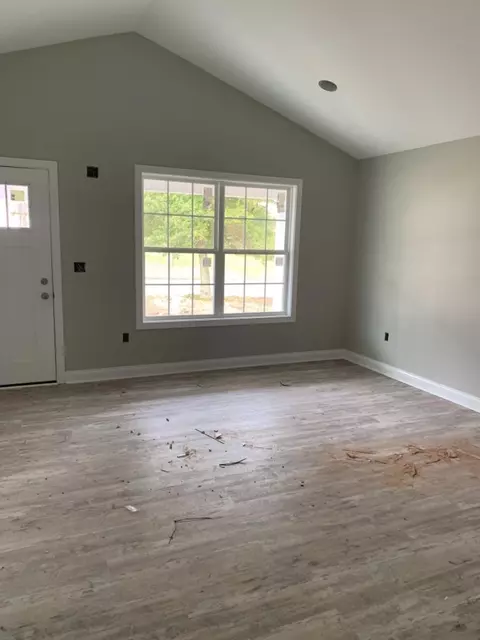 103 Davis St, Berea, KY 40403 photo 3