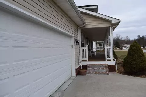 224 Cobblestone Way, Corbin, KY 40701 photo 5