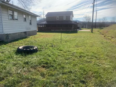 1028 Gregory Ct, Morehead, KY 40351 photo 6