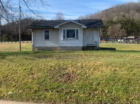 1028 Gregory Ct, Morehead, KY 40351 photo 4