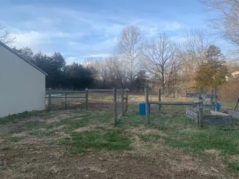355 Graefenburg Rd, Waddy, KY 40076 photo 48