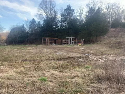 355 Graefenburg Rd, Waddy, KY 40076 photo 42