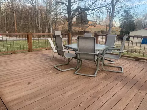355 Graefenburg Rd, Waddy, KY 40076 photo 9