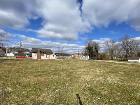 302 Central St, Corbin, KY 40701 photo 3