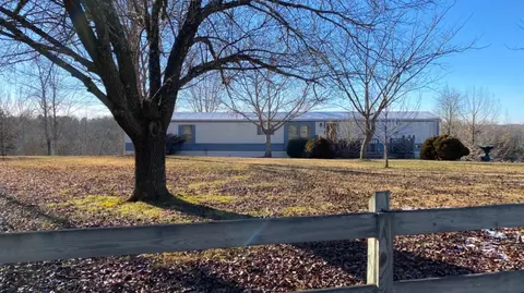 301 Beverly Rd, Corbin, KY 40701 photo 2