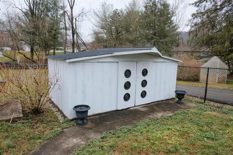231 Lyons Ave, Morehead, KY 40351 photo 23