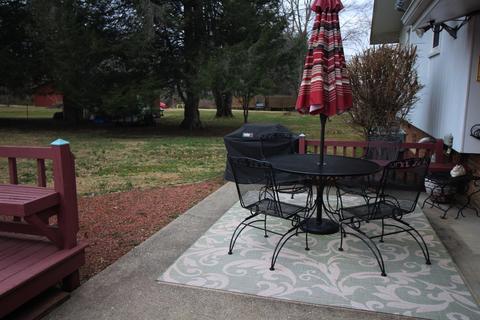 1035 Maple, Stanton, KY 40380 photo 6